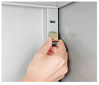 �C�i�o���u�V���v���[�̒I�̒���